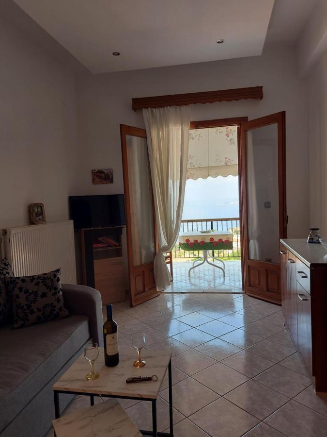 George'S Apartment Loutraki  المظهر الخارجي الصورة