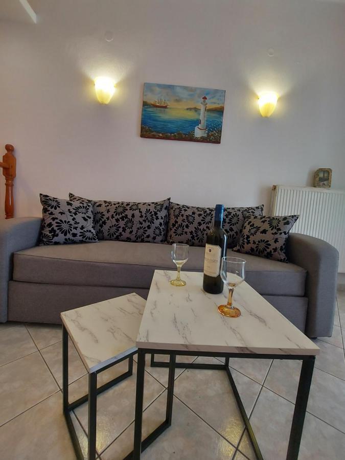 George'S Apartment Loutraki  المظهر الخارجي الصورة